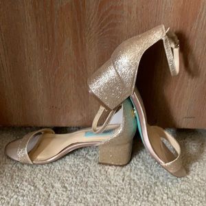 Gold Sparkle Betsey Johnson chunky heels